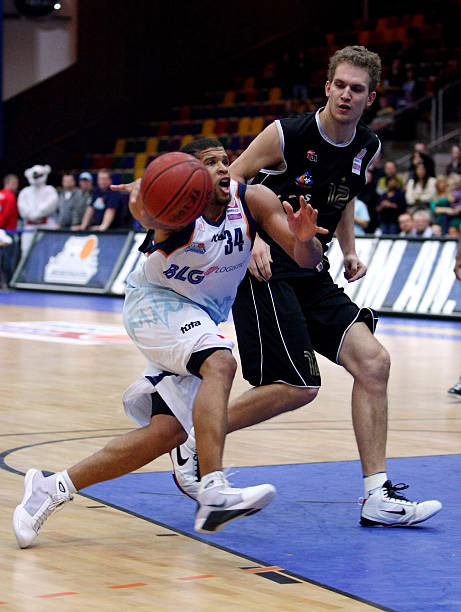 择跨线对角 择跨线对角